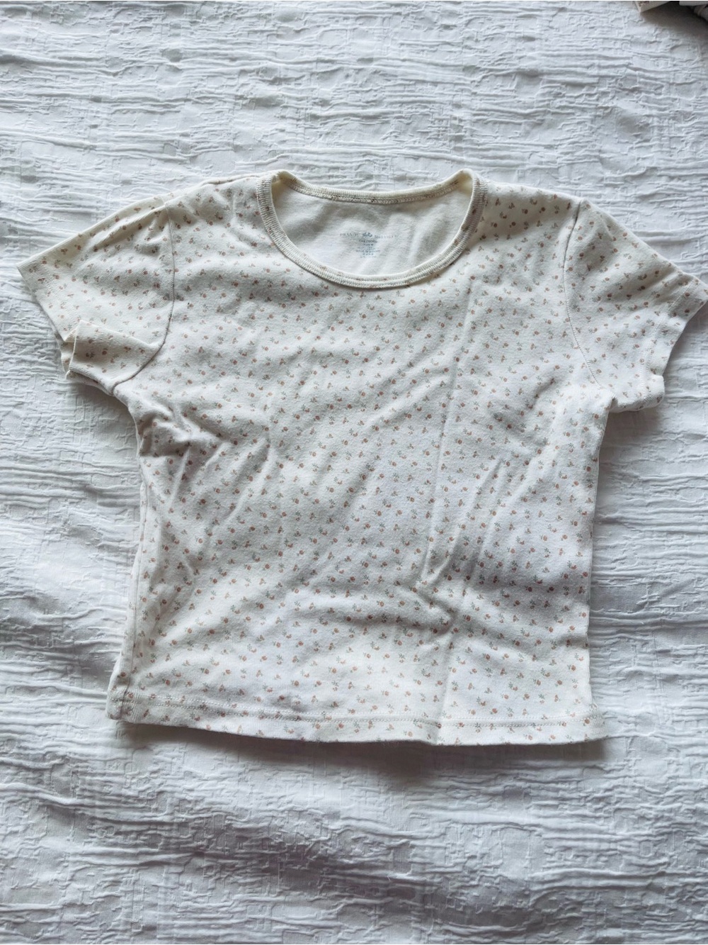 Brandy Melville Cream Floral Crewneck Top with Beige floral print